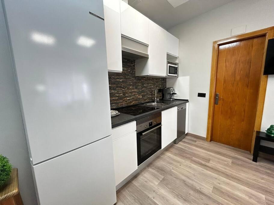 Apartamento Amueblado En El Centro De Madryt Zewnętrze zdjęcie